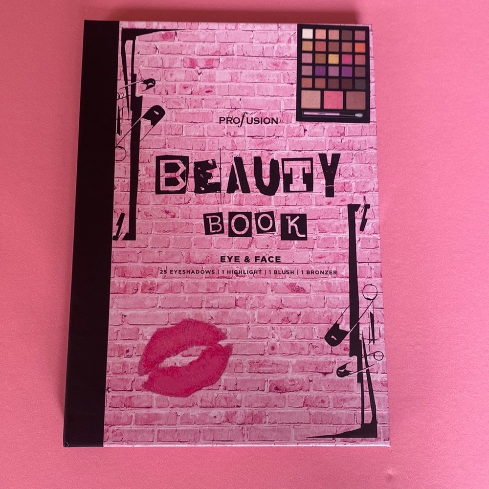 BEAUTY BOOK VOL 1 EYE & FACE